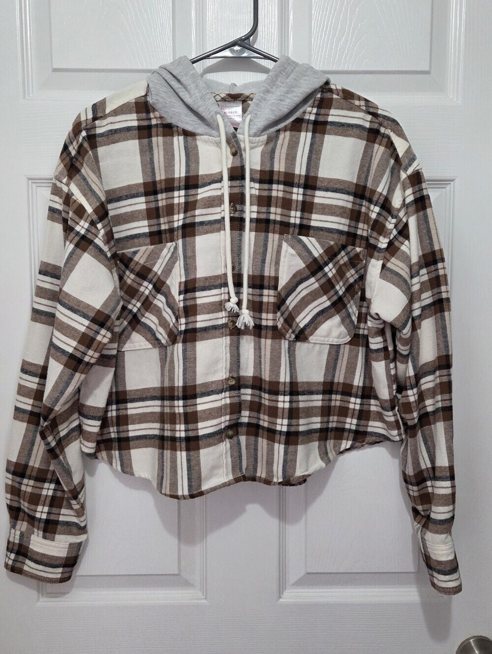 No Boundaries Womens Flannel Shirt Hooded Cropped Plaid Brown White XL - Picture 2 of 10